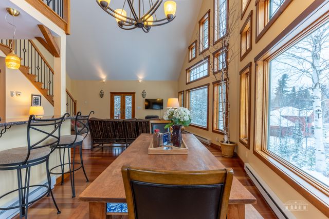 36 Desiree Lane, Lake Placid, NY 12946