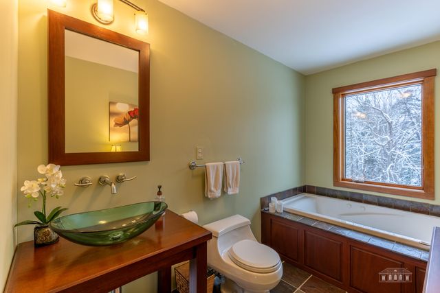 36 Desiree Lane, Lake Placid, NY 12946