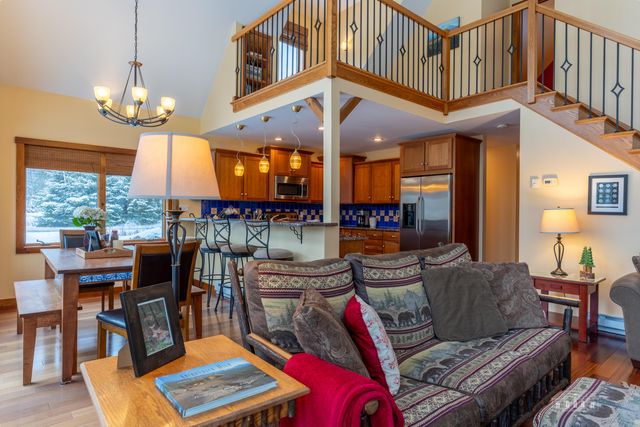 36 Desiree Lane, Lake Placid, NY 12946