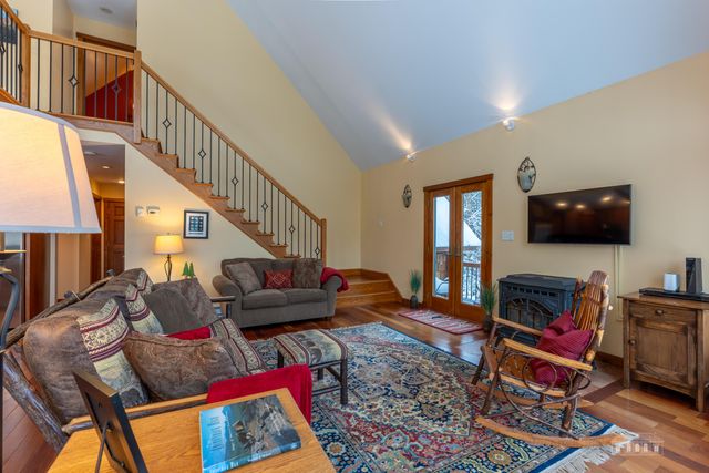 36 Desiree Lane, Lake Placid, NY 12946