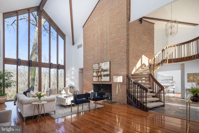 1416 LADY BIRD DR, Mclean, VA 22101