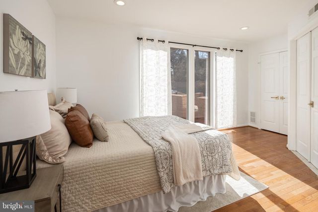 1416 LADY BIRD DR, Mclean, VA 22101