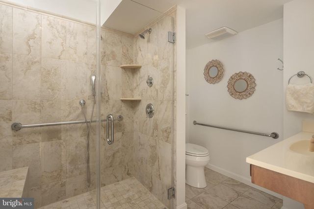 1416 LADY BIRD DR, Mclean, VA 22101