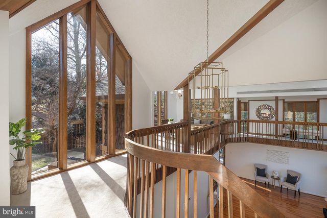 1416 LADY BIRD DR, Mclean, VA 22101