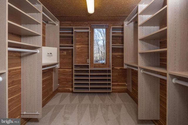 1416 LADY BIRD DR, Mclean, VA 22101