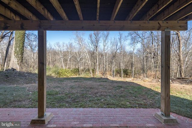 1416 LADY BIRD DR, Mclean, VA 22101