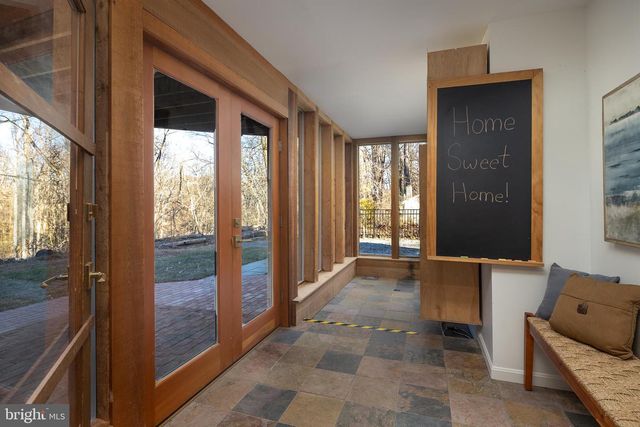 1416 LADY BIRD DR, Mclean, VA 22101