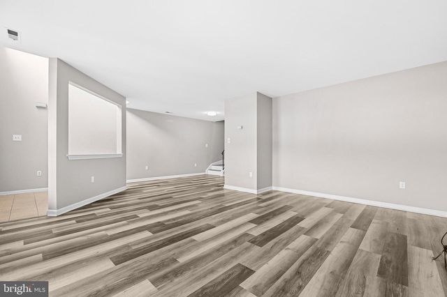 7822 CHAPEL COVE DR, Laurel, MD 20707