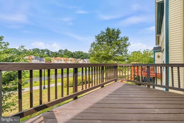 7822 CHAPEL COVE DR, Laurel, MD 20707