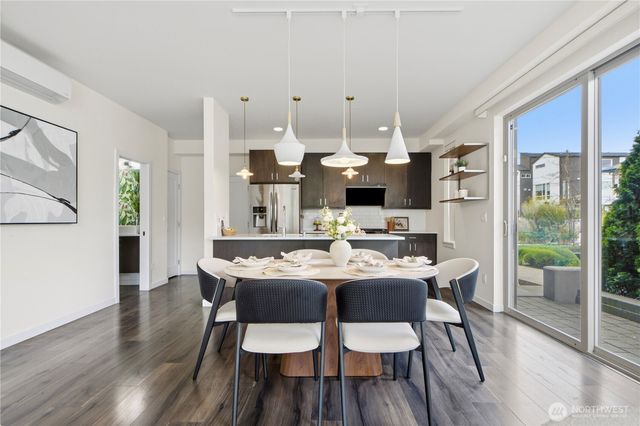 1901 25th Avenue S, Seattle, WA 98144