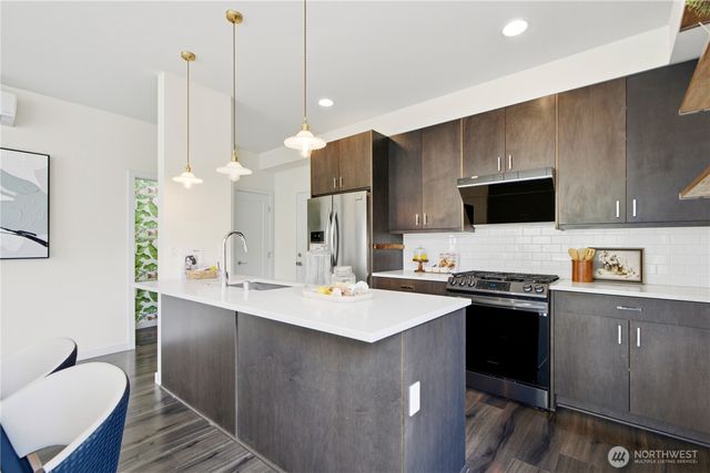 1901 25th Avenue S, Seattle, WA 98144