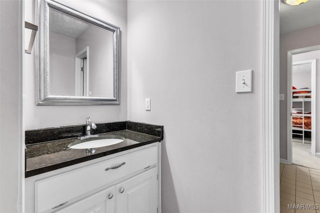 227 Mcrae Road, Deatsville, AL 36022