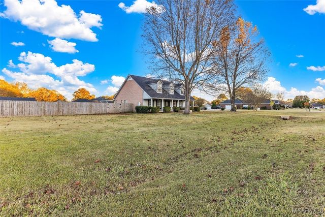 227 Mcrae Road, Deatsville, AL 36022