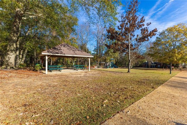227 Mcrae Road, Deatsville, AL 36022