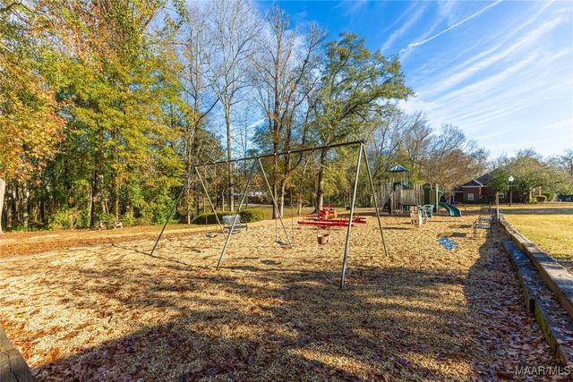 227 Mcrae Road, Deatsville, AL 36022