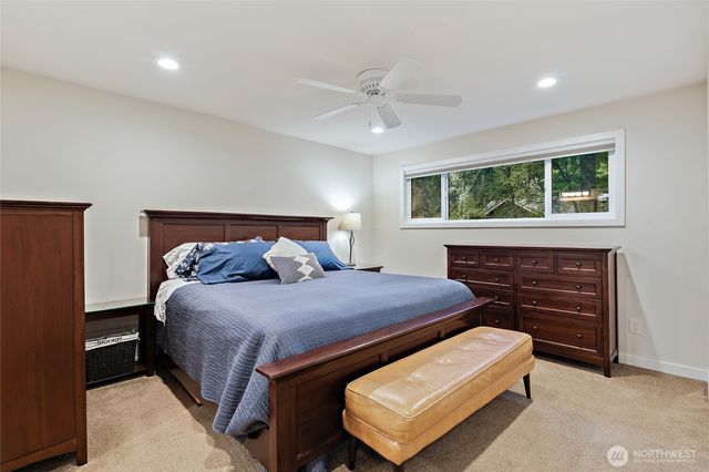18483 47th Place NE, Lake Forest Park, WA 98155