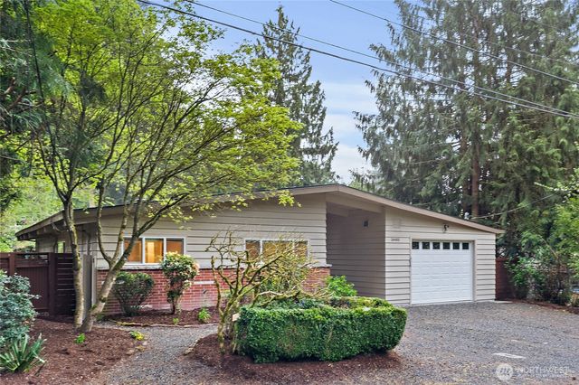 18483 47th Place NE, Lake Forest Park, WA 98155