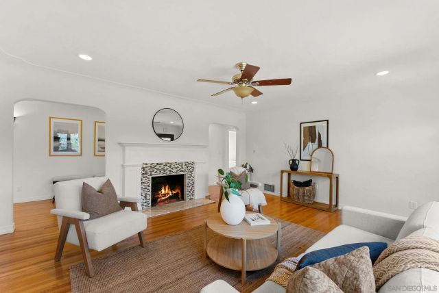 4391 Middlesex Drive, San Diego, CA 92116