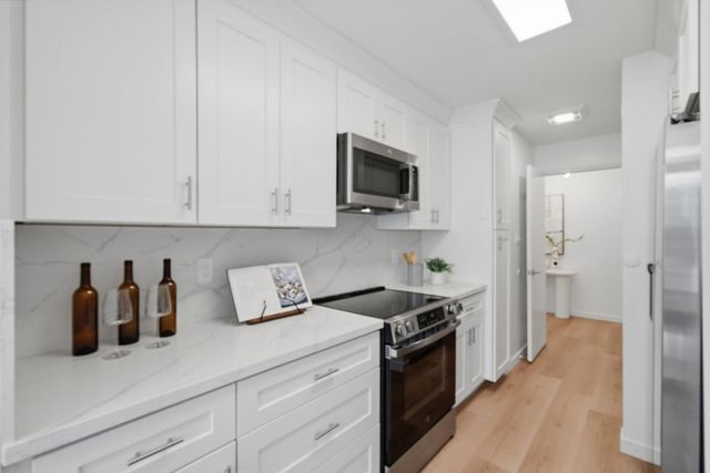 1081 Beach Park Boulevard 206, Foster City, CA 94404