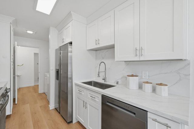 1081 Beach Park Boulevard 206, Foster City, CA 94404