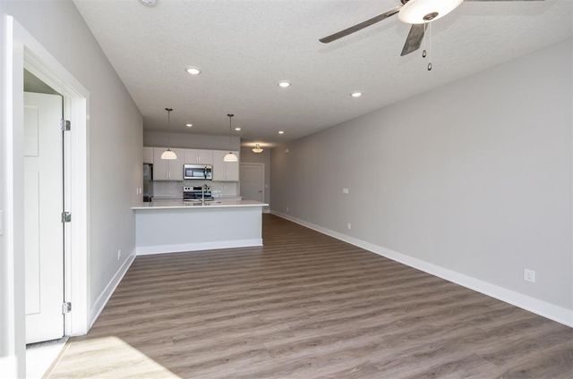 5649 Ponderosa Drive, Pleasant Hill, IA 50327