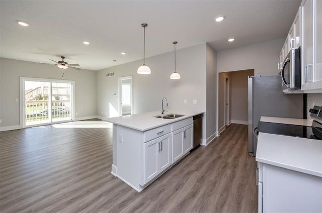 5649 Ponderosa Drive, Pleasant Hill, IA 50327