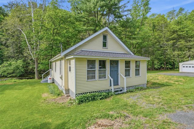 755 Glasco Turnpike, Saugerties, NY 12477