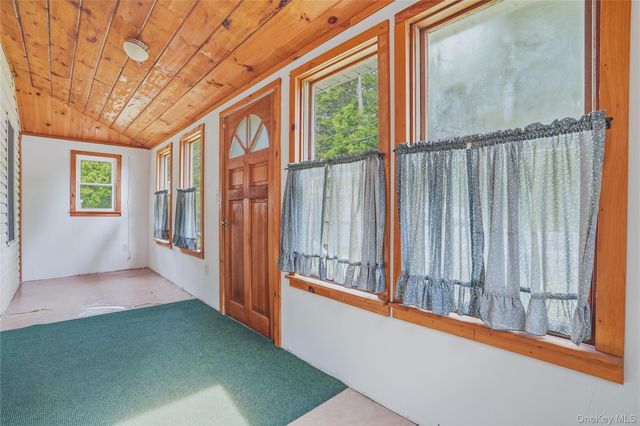 755 Glasco Turnpike, Saugerties, NY 12477