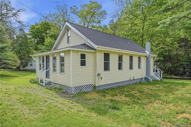 755 Glasco Turnpike, Saugerties, NY 12477
