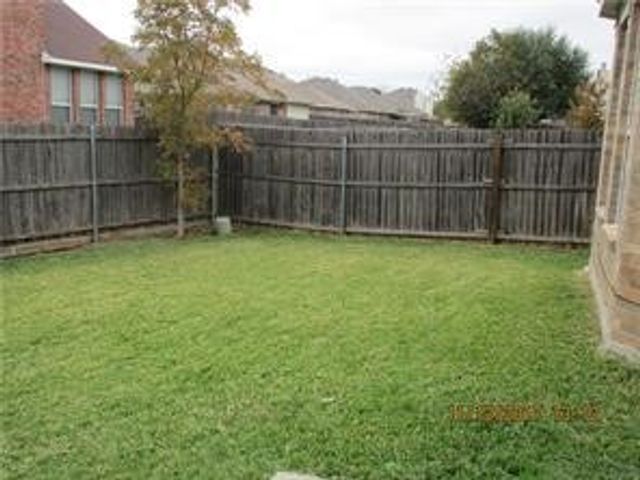 601 Babbling Brook Drive, Saginaw, TX 76179