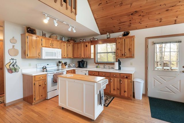 1595 Country Walk, Murphy, NC 28906