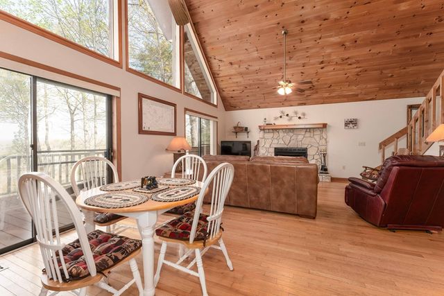 1595 Country Walk, Murphy, NC 28906