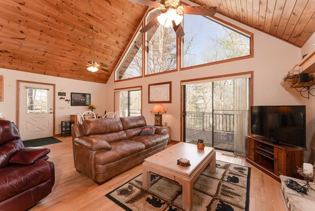 1595 Country Walk, Murphy, NC 28906