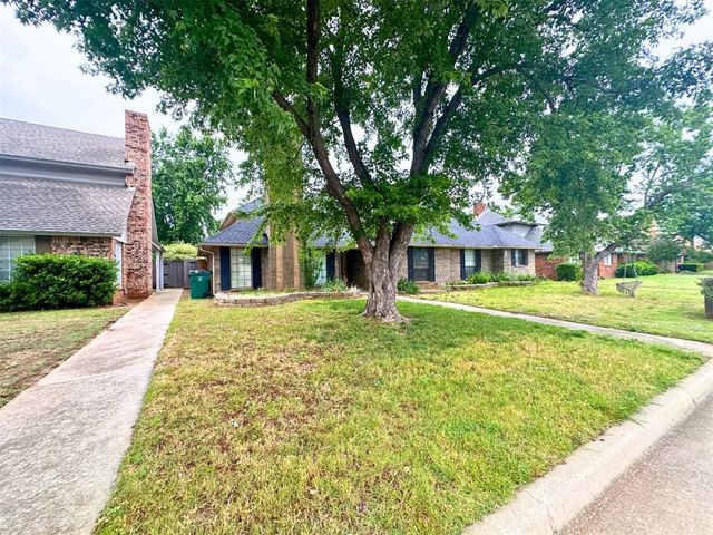 6913 N Spinnaker Lane, Oklahoma City, OK 73116