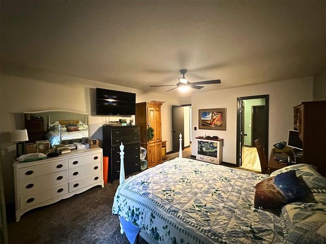 6913 N Spinnaker Lane, Oklahoma City, OK 73116