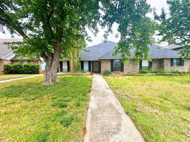 6913 N Spinnaker Lane, Oklahoma City, OK 73116