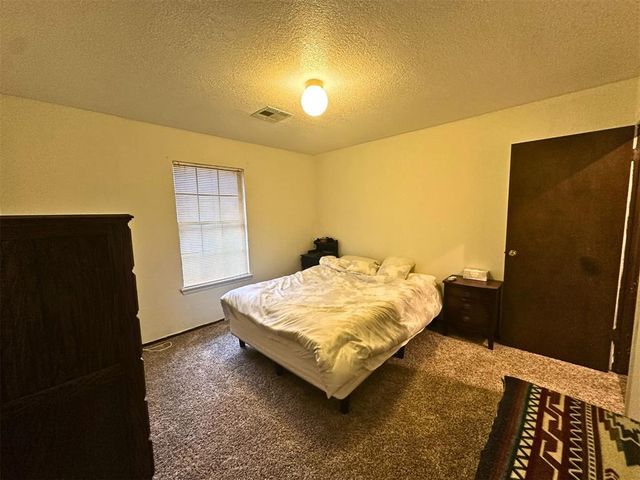 6913 N Spinnaker Lane, Oklahoma City, OK 73116