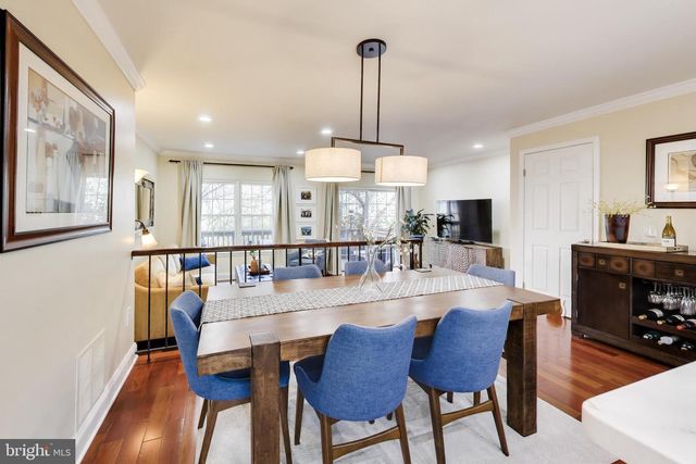 7812 SOLOMON SEAL DR, Springfield, VA 22152