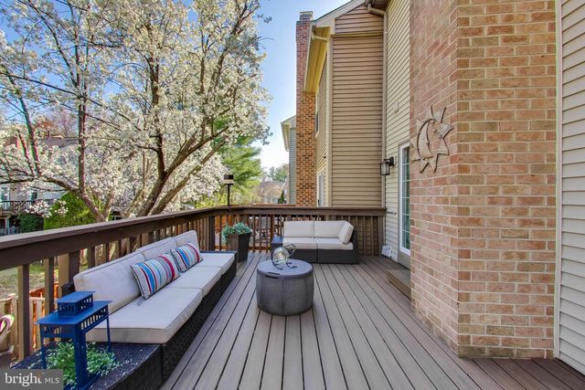 7812 SOLOMON SEAL DR, Springfield, VA 22152