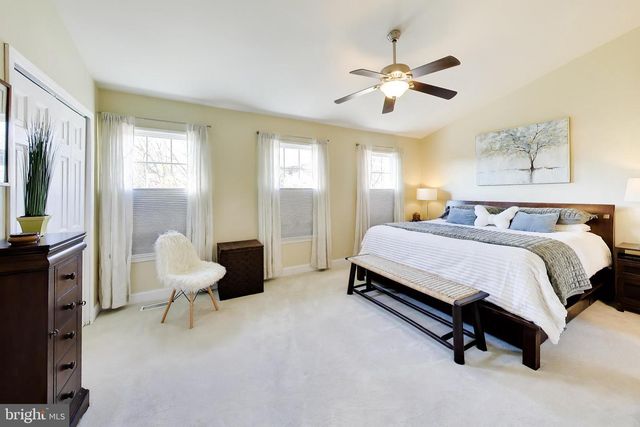 7812 SOLOMON SEAL DR, Springfield, VA 22152