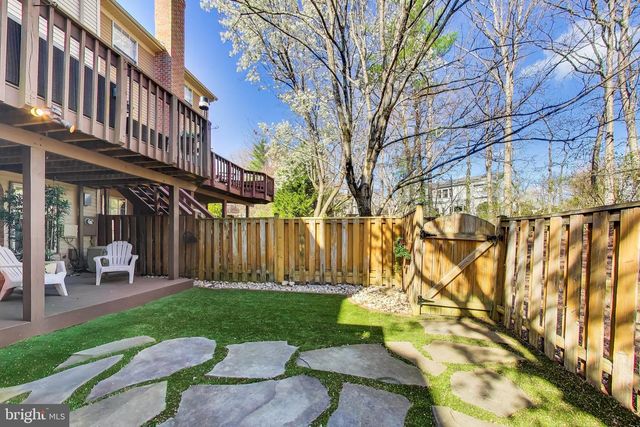 7812 SOLOMON SEAL DR, Springfield, VA 22152