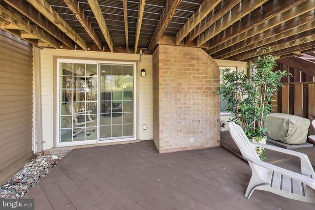 7812 SOLOMON SEAL DR, Springfield, VA 22152