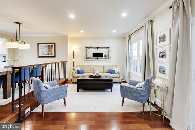 7812 SOLOMON SEAL DR, Springfield, VA 22152