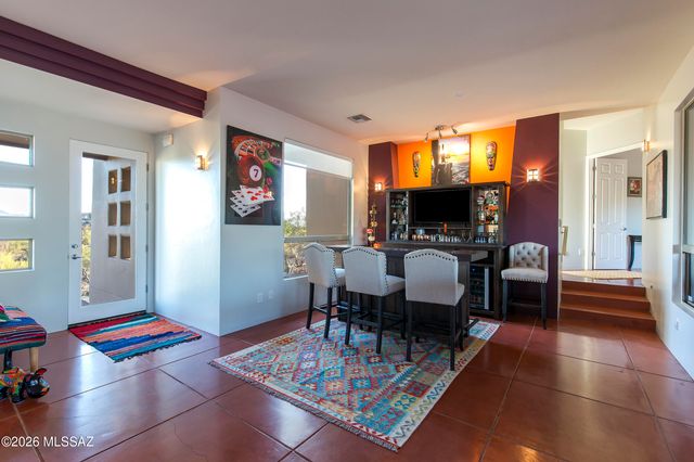 5635 W Setting Sun Place, Tucson, AZ 85743