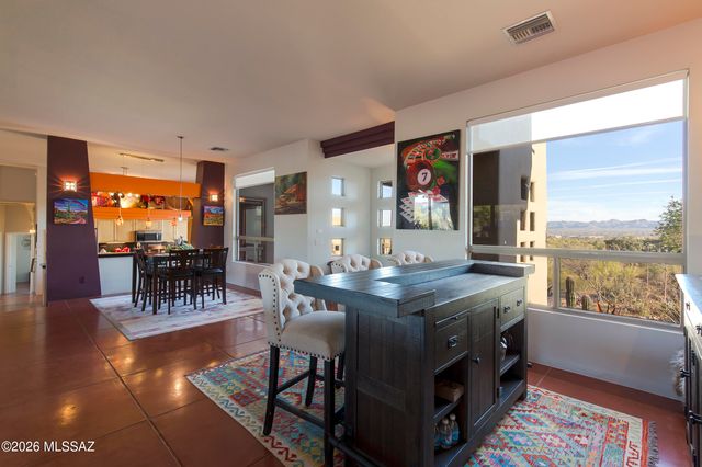 5635 W Setting Sun Place, Tucson, AZ 85743