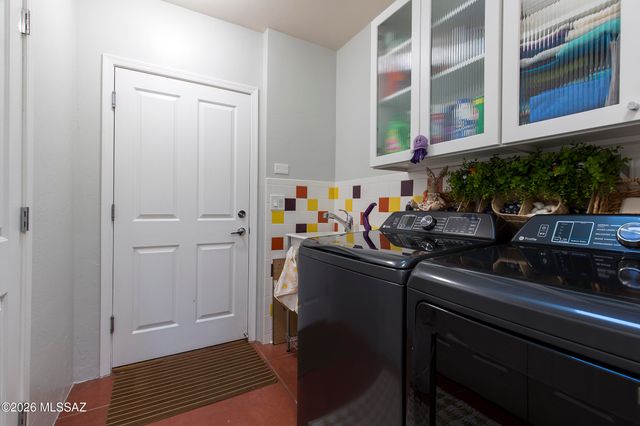 5635 W Setting Sun Place, Tucson, AZ 85743