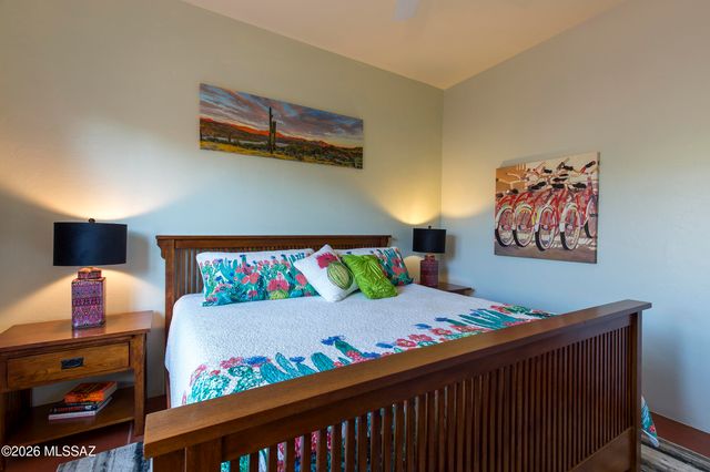 5635 W Setting Sun Place, Tucson, AZ 85743