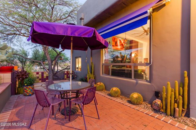 5635 W Setting Sun Place, Tucson, AZ 85743