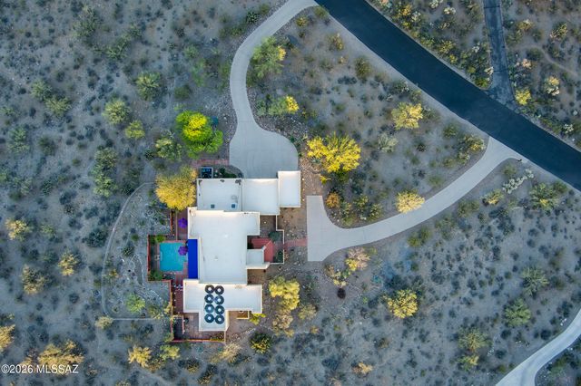 5635 W Setting Sun Place, Tucson, AZ 85743