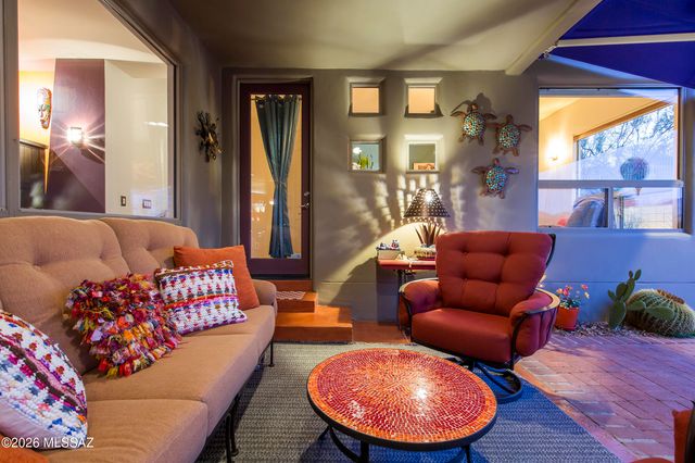 5635 W Setting Sun Place, Tucson, AZ 85743